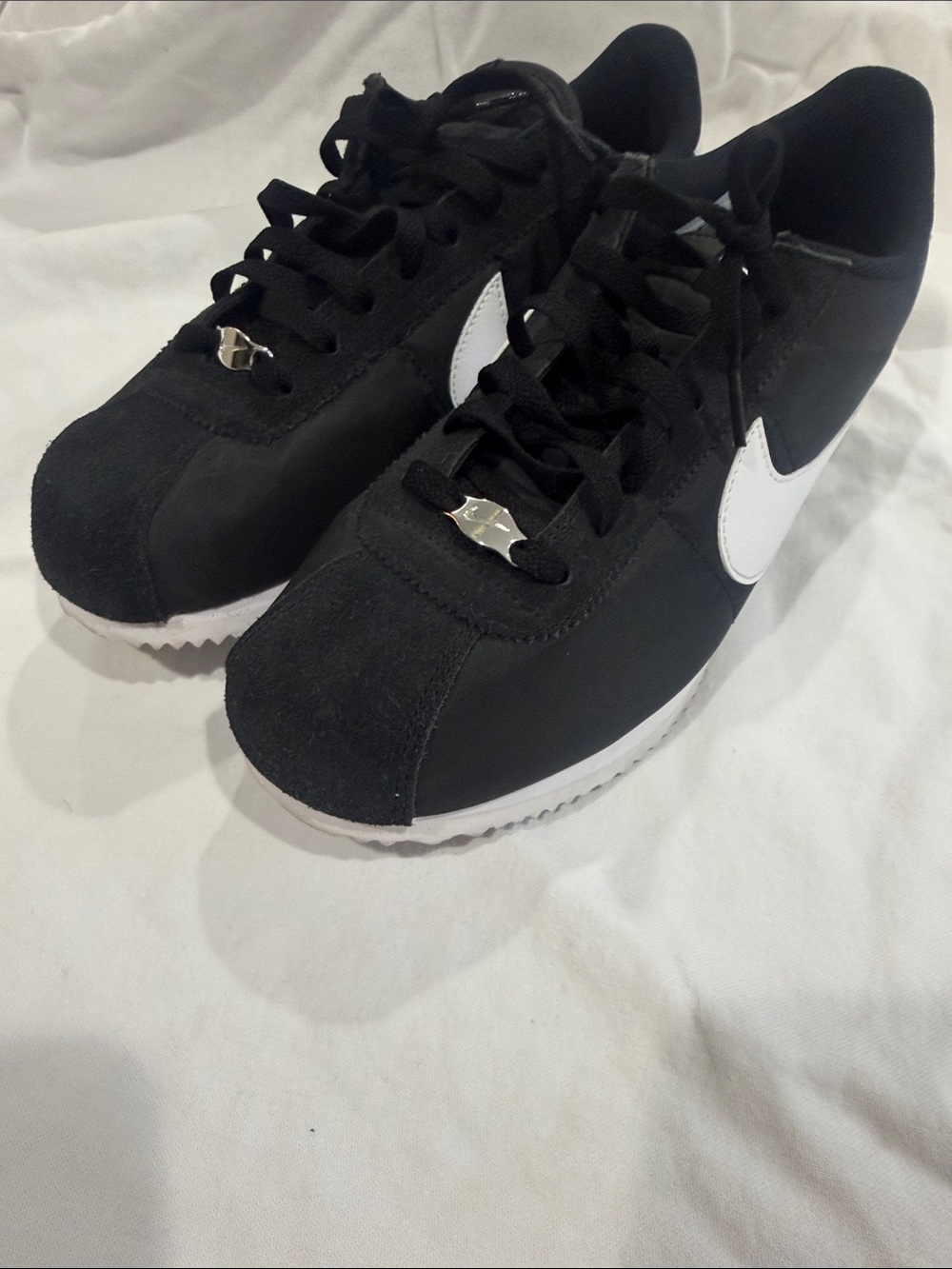 Nike Mens Cortez  Black and White Classic Sneakers